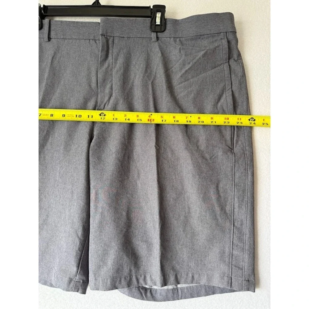 Nike  Golf Shorts Men 42 Gray Stretch Flat Front Performance Outdoor Lightweight